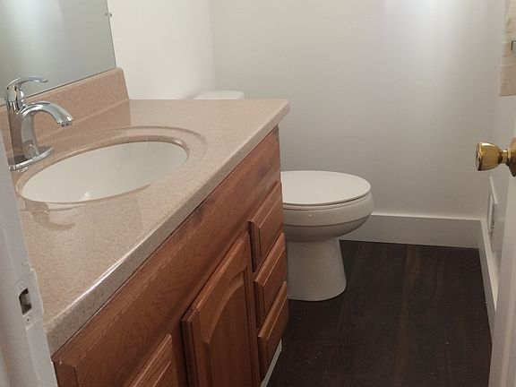 4th image of 30716 Osmun Ave