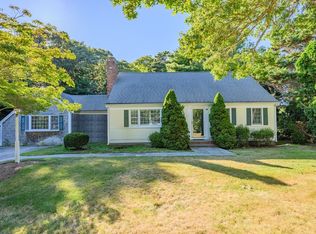 77 Robbins St, Barnstable, MA 02630