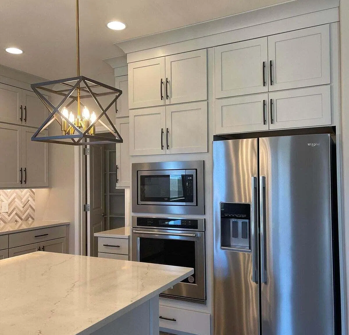 4 bed, 3.0 bath, 2342 sqft, $2,800 — Photo 1