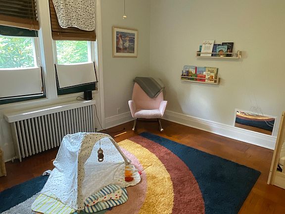 5th image of 98 Hillside Pl #209