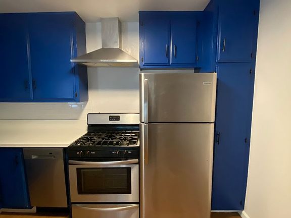 2nd image of 125 S Avenue 53 APT 5