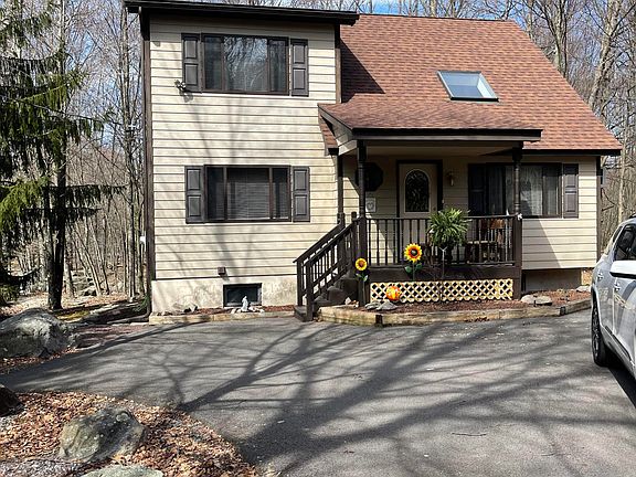 2nd image of 5 Granite Ct