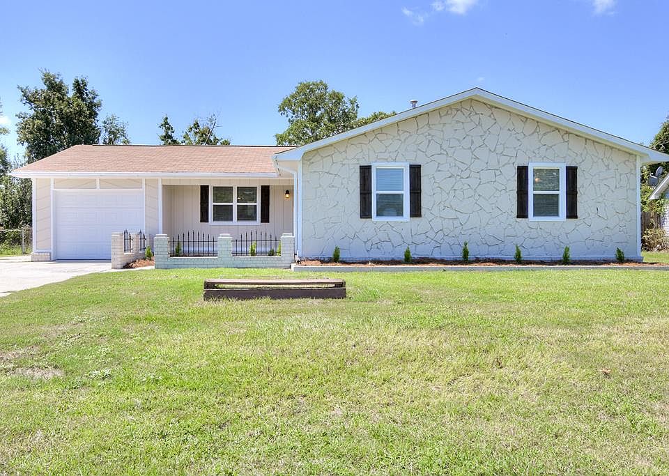1st image of 2608 Andorra Dr