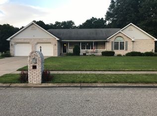 58131 Windsong Dr, Elkhart, IN 46517