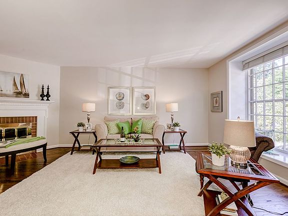 Living Room w/ Fireplace