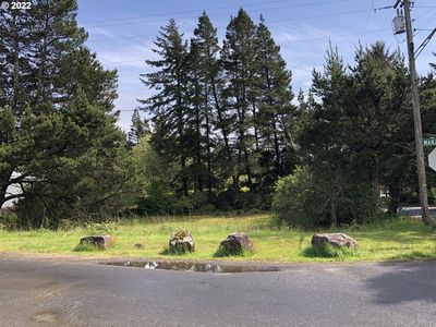 Manzanita Ave, Manzanita, OR, 97130
