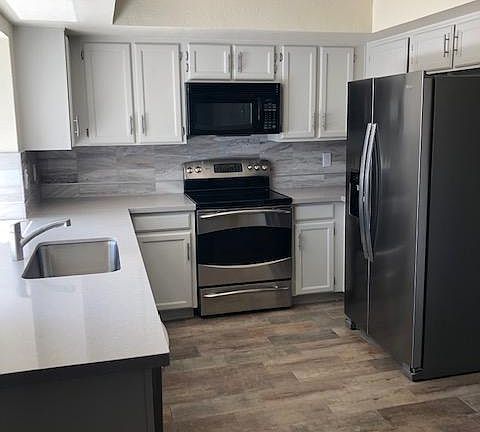 2nd image of 5345 W Shaw Butte Dr