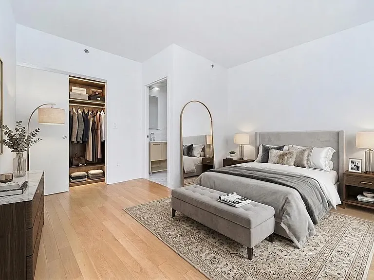 49 E 34th St #14C — Photo 3