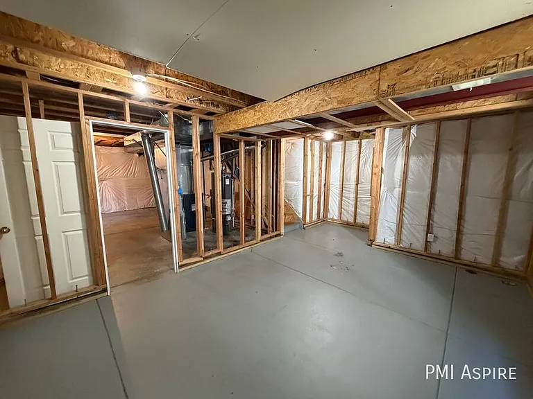 10489 Taylor Ave — Photo 8