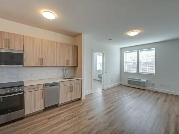 Greenview Mill House, 11 1st Ave #305, Bay Shore, NY 11706