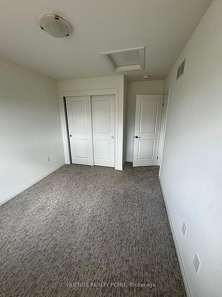 Pelham Townhouse for rent - 3 Bedrooms — photo 13