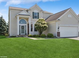 3222 Drury Ln, Carpentersville, IL 60110