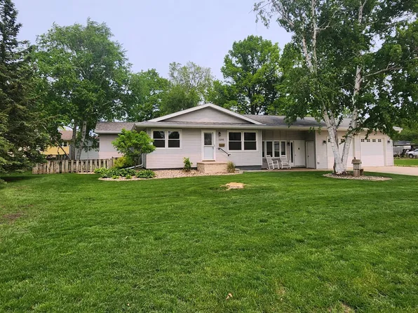 1206 W Ash Ave, Olivia, MN 56277