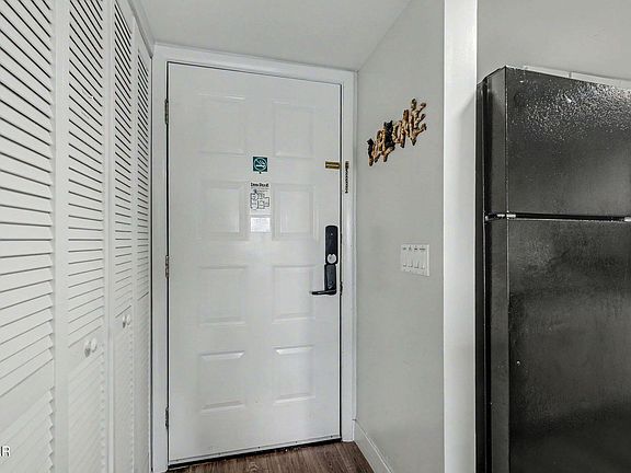 5th image of 3710 Weber Rd #104-C