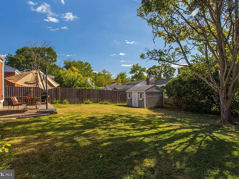 6408 Tisdale Ter — Photo 24