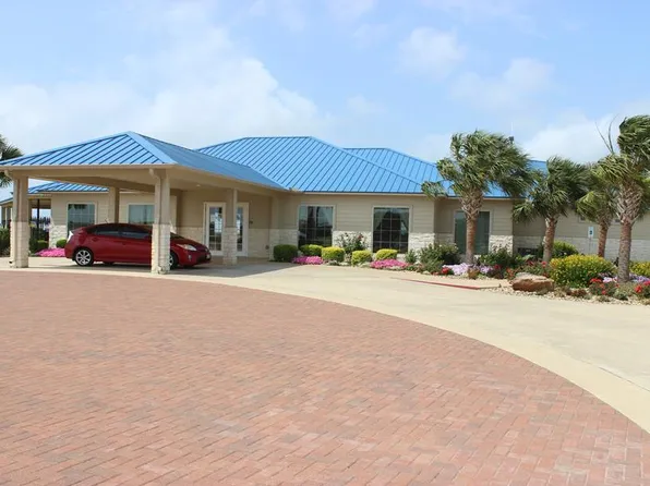 3076 Coastal Springs Loop, Palacios, TX 77465