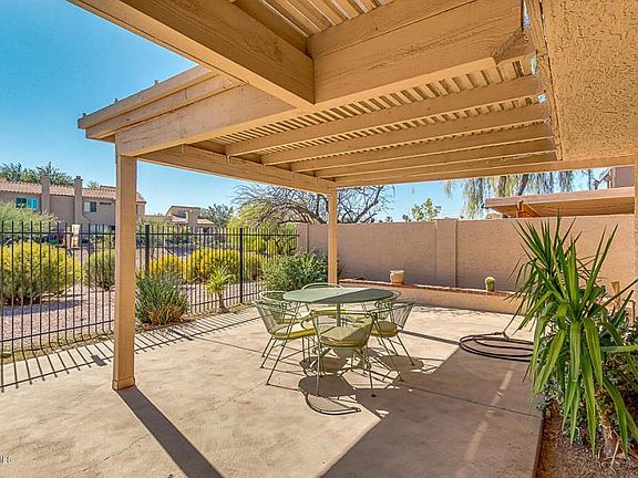 5th image of 311 E Bluebell Ln