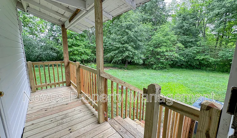 135 W Atlanta St — Photo 21