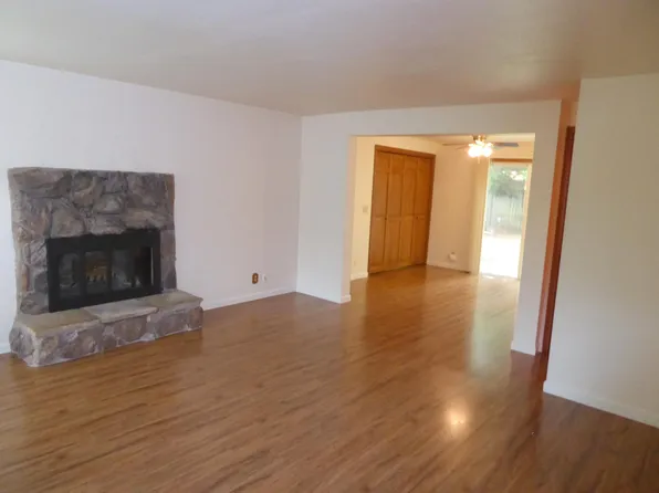 5250 Baxter Ct SE, Salem, OR 97306