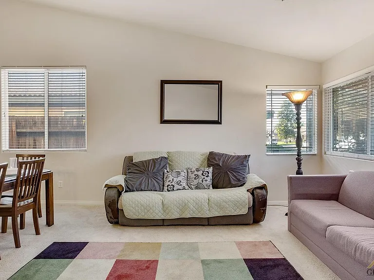 11705 Stellar Ave — Photo 5