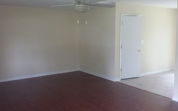 3rd image of 34 W 945 Clyde Pkwy