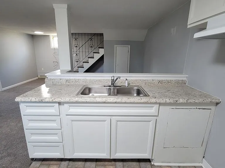 205 Carbaugh Dr — Photo 9
