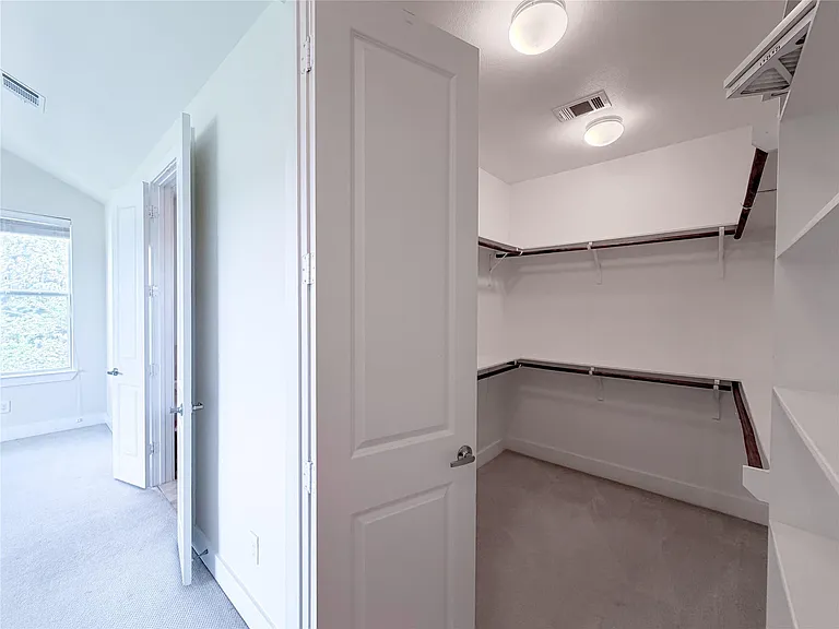 1803 Crestdale Dr — Photo 29