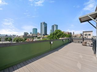 612 Skyline Bluff Dr, Fort Worth, TX 76102