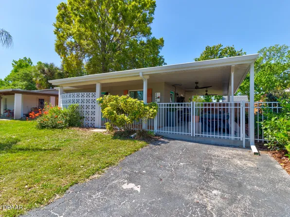2440 Anastasia Dr, South Daytona, FL 32119