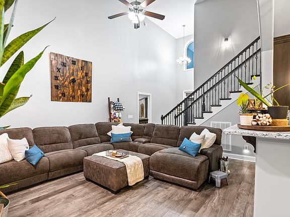 3rd image of 3486 Southwood Dr