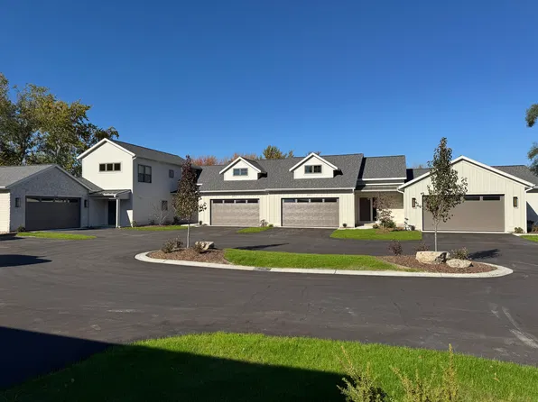 3457 Canal Ave SW, Grandville, MI 49418
