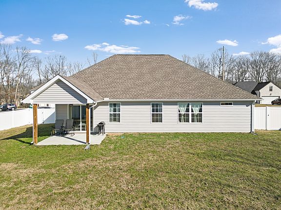 4th image of 1210 Preston Way