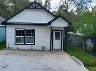 11976 Canal St, Willis, TX 77318