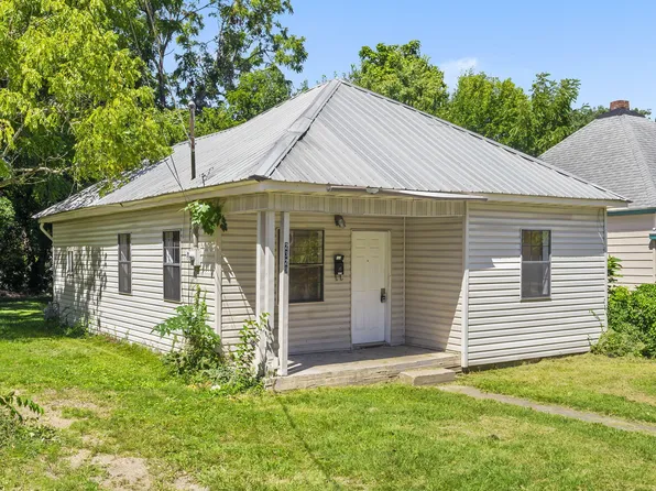 2329 N Travis Avenue, Springfield, MO 65803