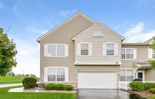 1st image of 5400 Oriole Dr