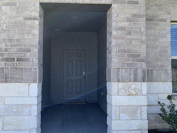 2nd image of 8523 Brahma Plains Rd
