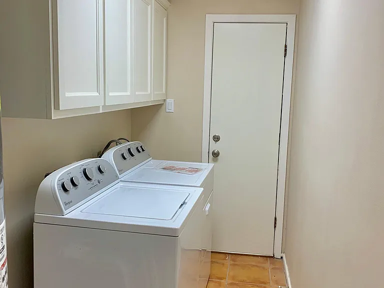 Washer & dryer