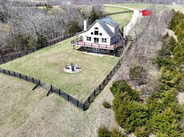 285 Oakland Church Rd, Falmouth, KY 41040