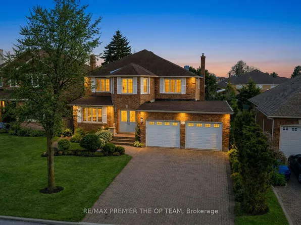 55 5th Ave, Vaughan, ON L4L 6Z5