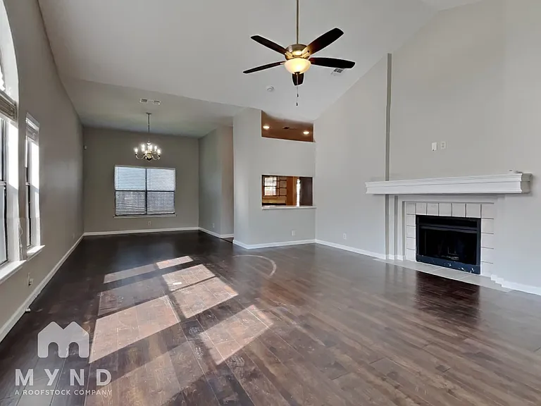 3403 Shallow Grv — Photo 6