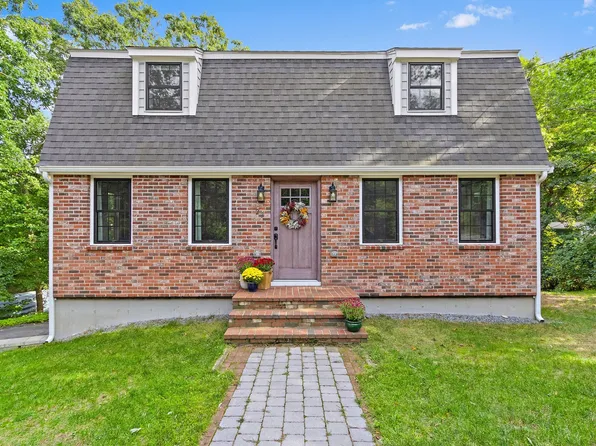 23 Sharps Dr, Plymouth, MA 02360