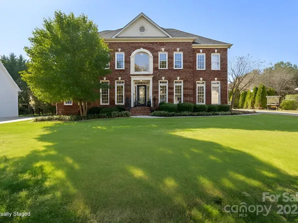 16517 Sutters Run Ln, Huntersville, NC 28078