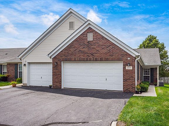 2nd image of 1115 Arbor Oaks Ln
