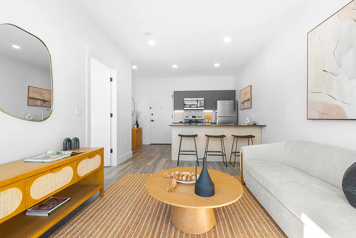 327 Communipaw Avenue in Bergen/Lafayette : Sales, Rentals
