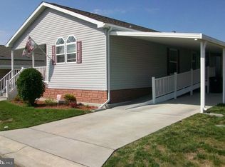 2048 Ocean Ln, Williamstown, NJ 08094