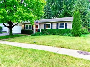 1449 Hulmes Dr, Dekalb, IL 60115