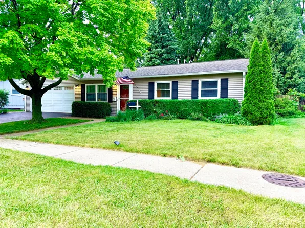 1449 Hulmes Dr, Dekalb, IL 60115