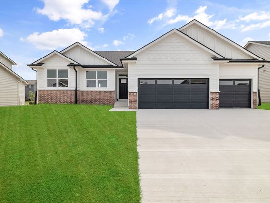 3605 NW 27th St, Ankeny, IA 50023