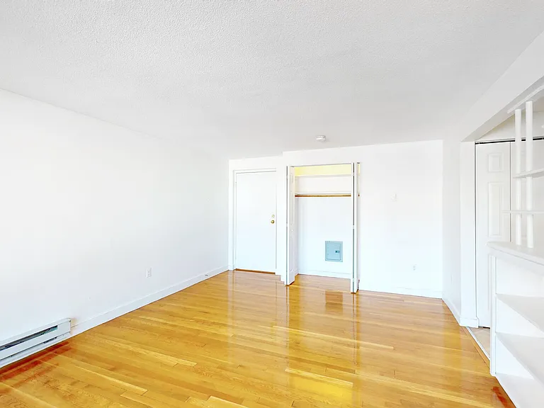 175 W Wyoming Ave #38 — Photo 6
