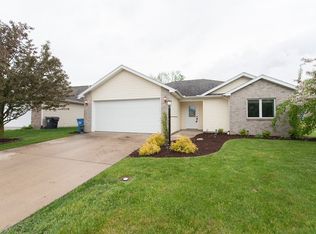 109 W Berkshire Dr, Columbia City, IN 46725